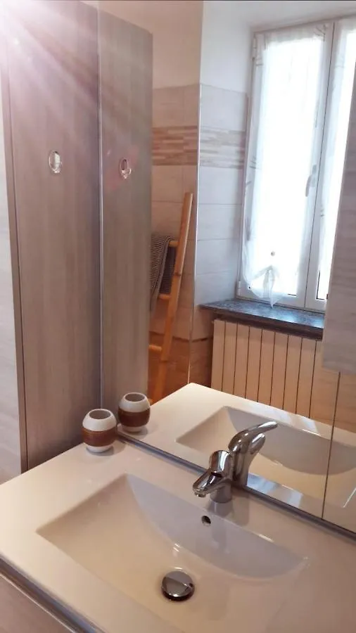 Lonate Suite Lonate Ceppino Apartment