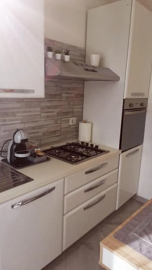 Lonate Suite Lonate Ceppino 0*,  Italy